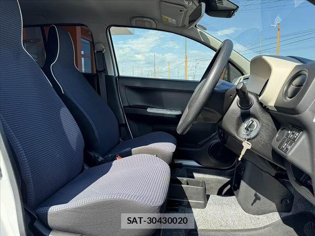 Suzuki ALTO 2021-05 7614816-15