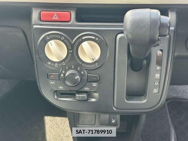 Suzuki ALTO 2018-03 7720416-17