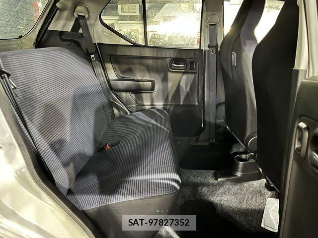 Suzuki ALTO 2020-02 7875176-12