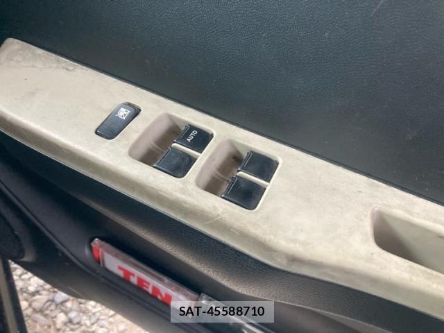 Suzuki ALTO 2016-01 7875190-11