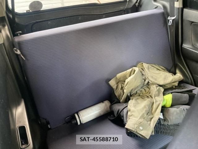 Suzuki ALTO 2016-01 7875190-18