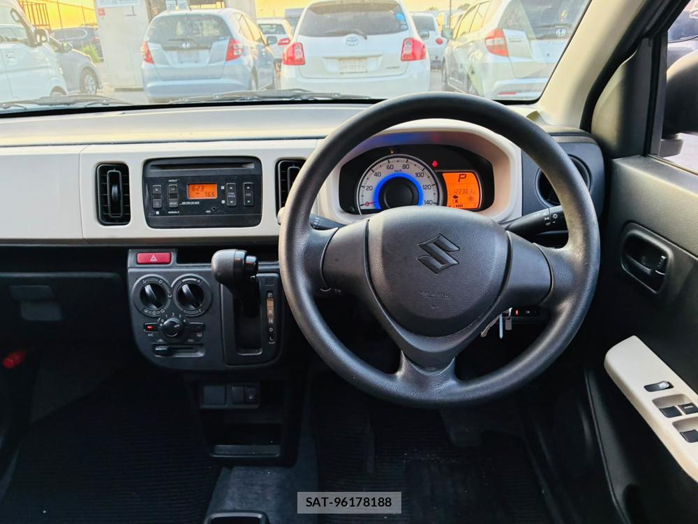 Suzuki ALTO 2019-06 7732325-13