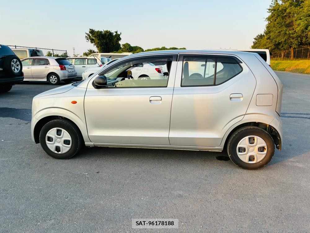 Suzuki ALTO 2019-06 7732325-1