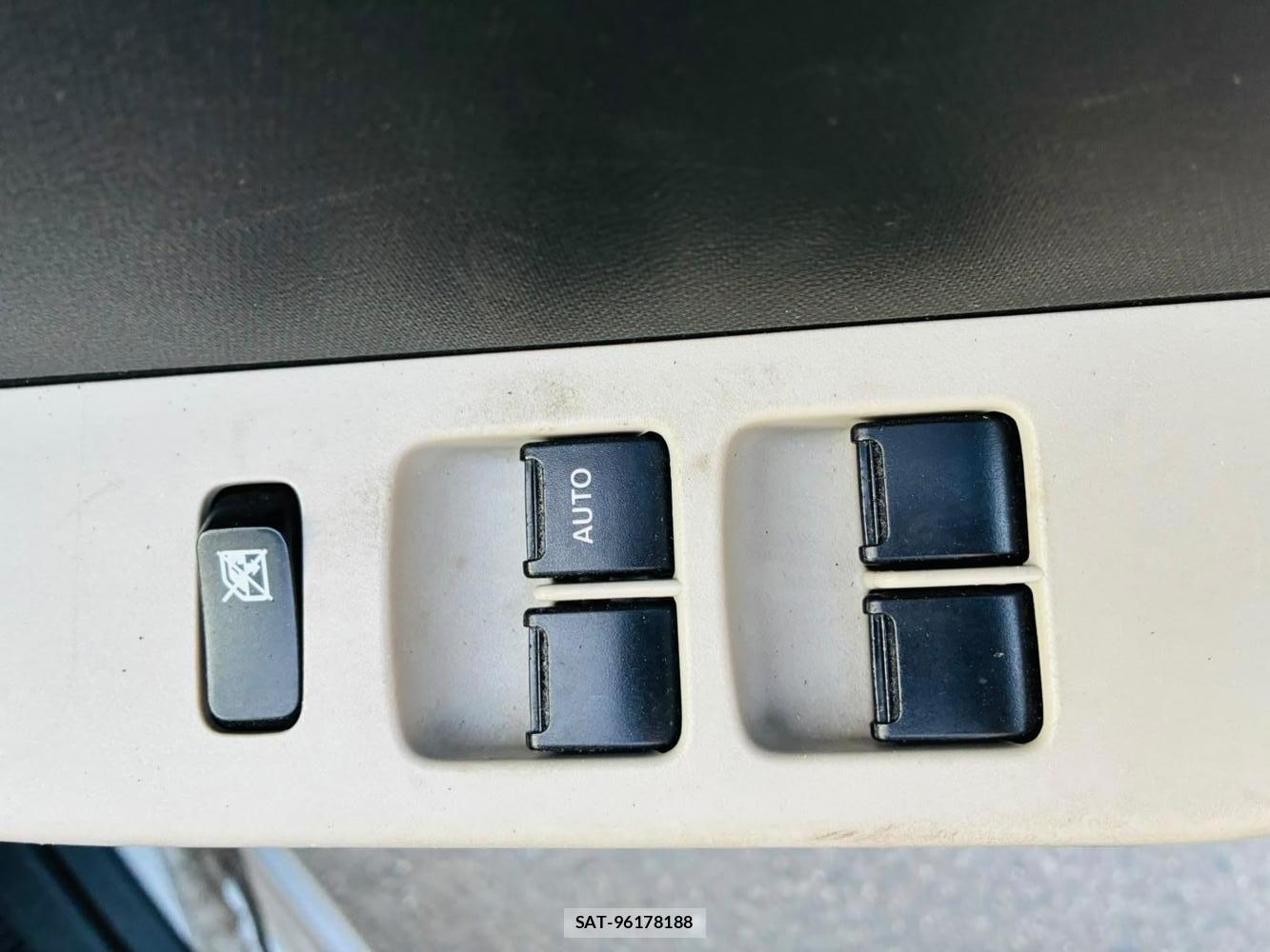 Suzuki ALTO 2019-06 7732325-21