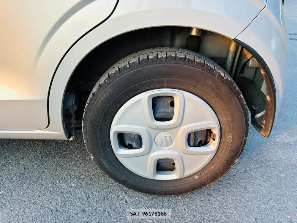 Suzuki ALTO 2019-06 7732325-30