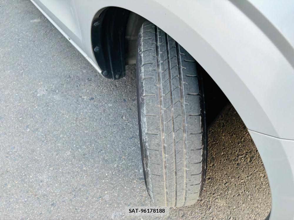 Suzuki ALTO 2019-06 7732325-32