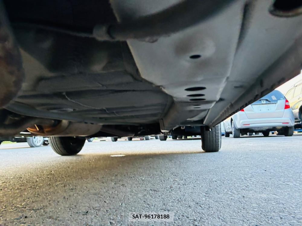Suzuki ALTO 2019-06 7732325-37