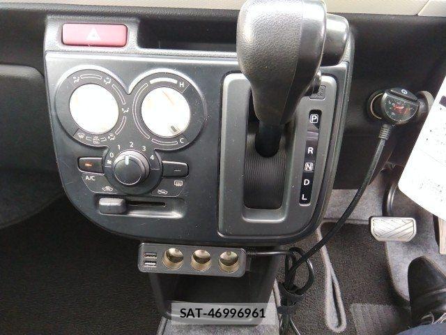 Suzuki ALTO 2015-03 7978418-23