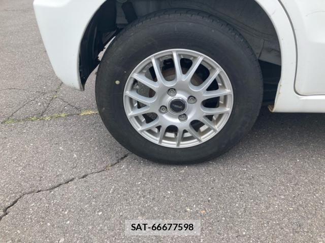 Suzuki ALTO 2013-07 8034327-4