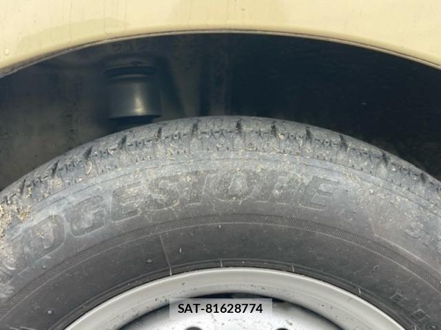 Suzuki ALTO 2019-05 8072753-11
