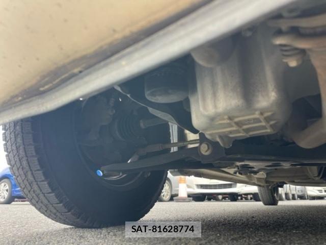 Suzuki ALTO 2019-05 8072753-19