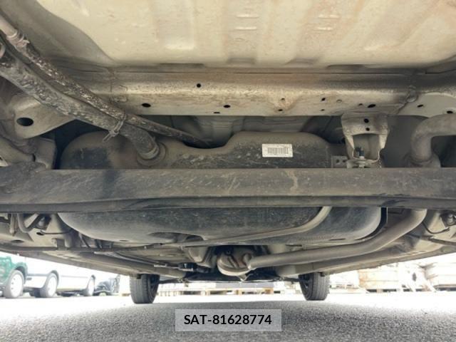 Suzuki ALTO 2019-05 8072753-21