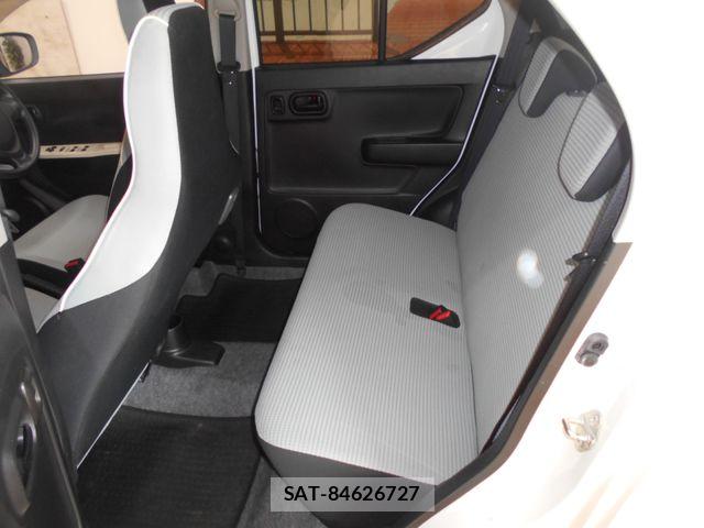 Suzuki ALTO 2015-06 8097891-4
