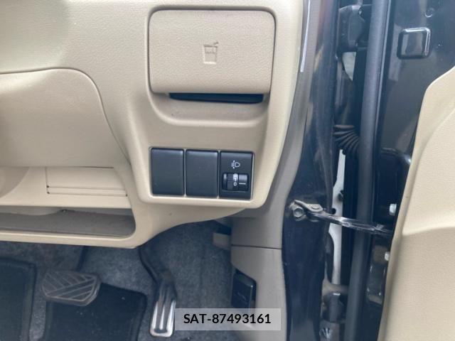 Suzuki ALTO 2013-12 8097898-11