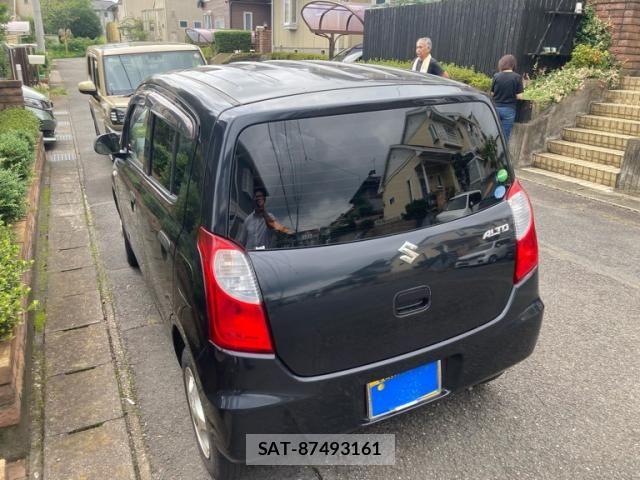 Suzuki ALTO 2013-12 8097898-1