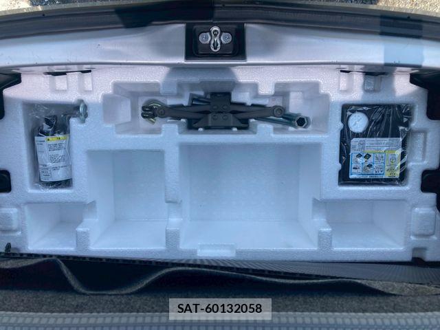 Suzuki ALTO 2017-03 8097892-24