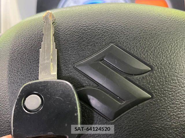 Suzuki ALTO 2017-01 8097885-6