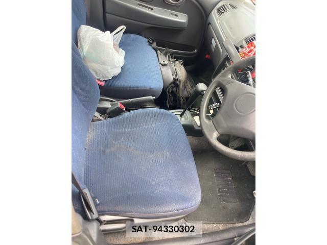 Suzuki ALTO 2003-01 8128806-10