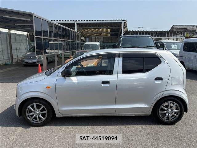 Suzuki ALTO 2015-02 8128787-11