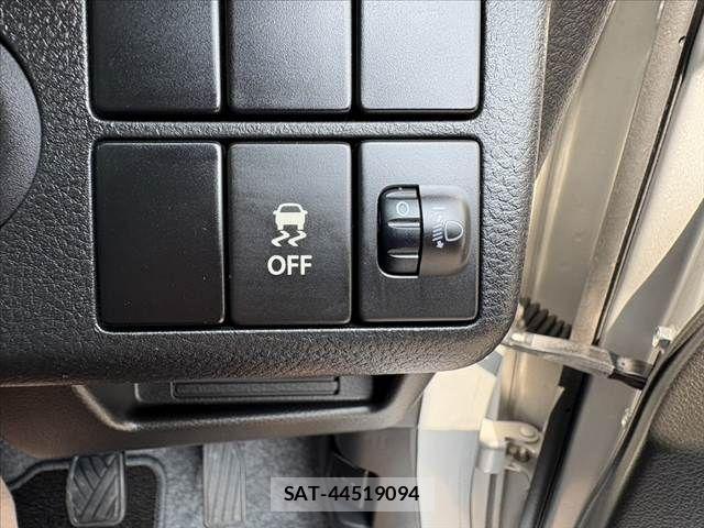 Suzuki ALTO 2015-02 8128787-26
