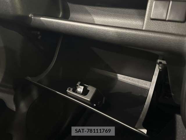 Suzuki ALTO 2022-03 8128785-19