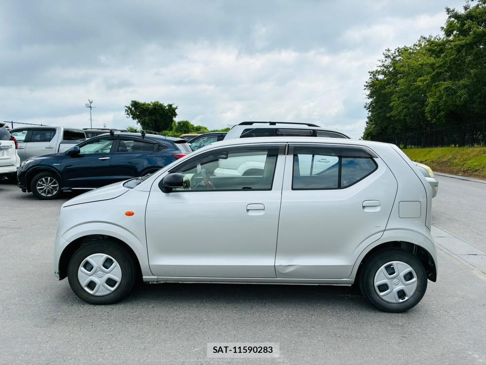 Suzuki ALTO 2020-01 8120056-1