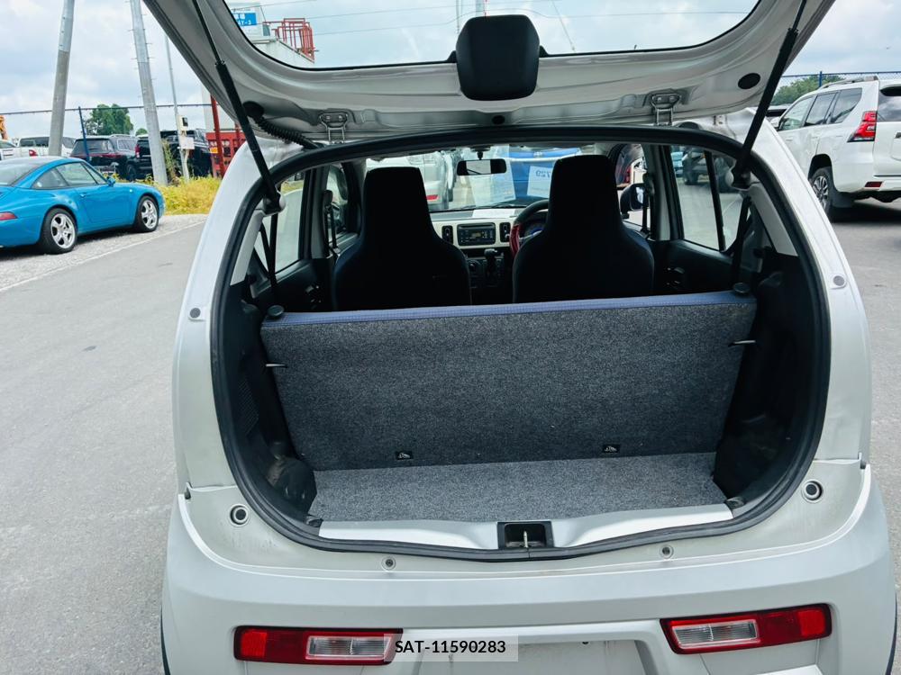 Suzuki ALTO 2020-01 8120056-25