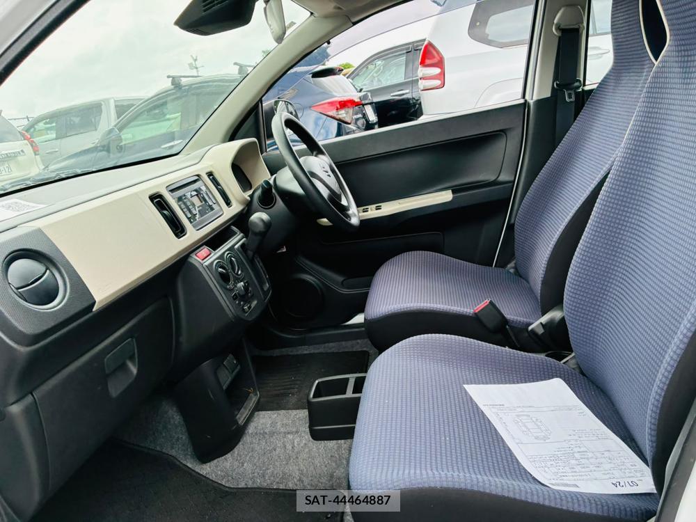 Suzuki ALTO 2019-06 8095796-10