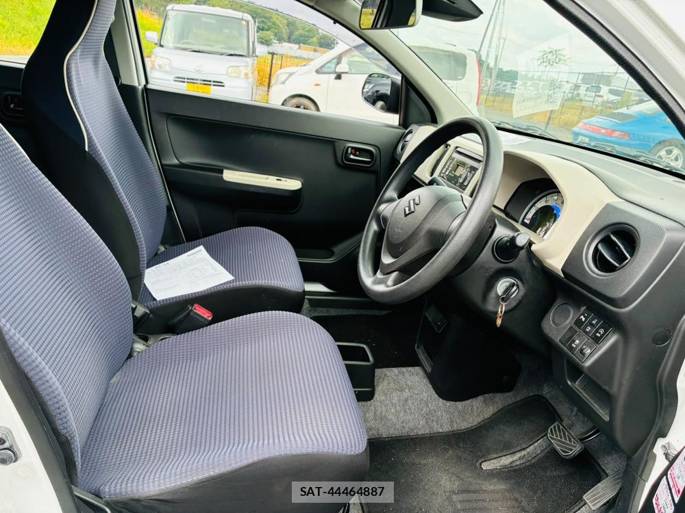 Suzuki ALTO 2019-06 8095796-11