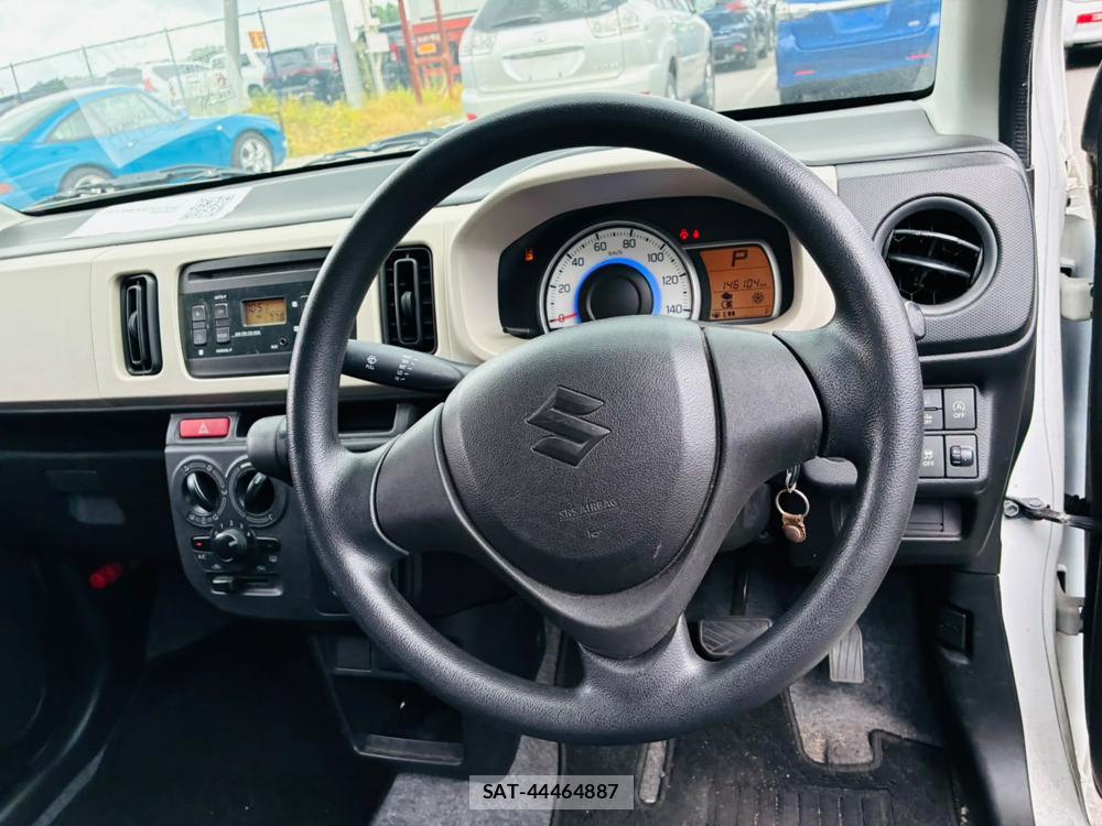 Suzuki ALTO 2019-06 8095796-13