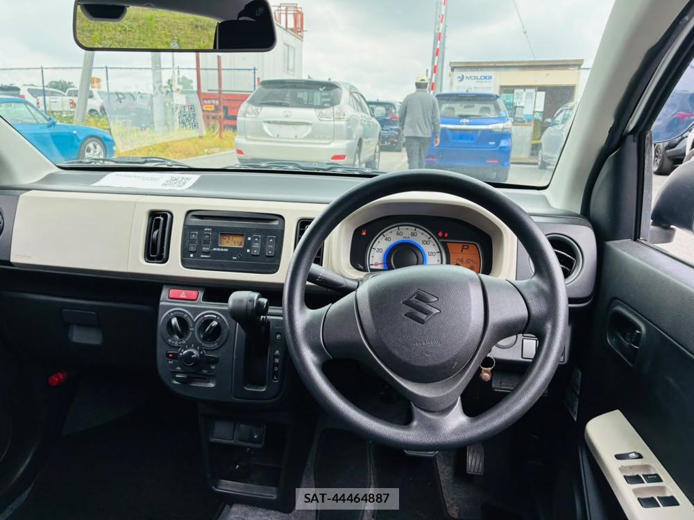 Suzuki ALTO 2019-06 8095796-22