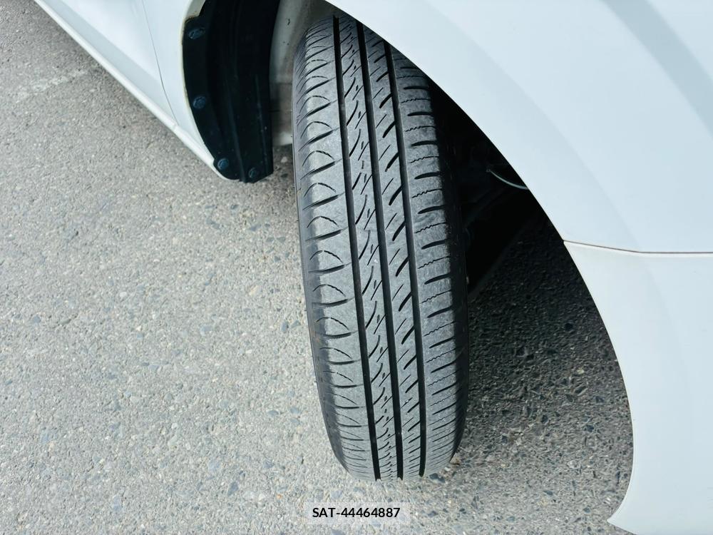 Suzuki ALTO 2019-06 8095796-31