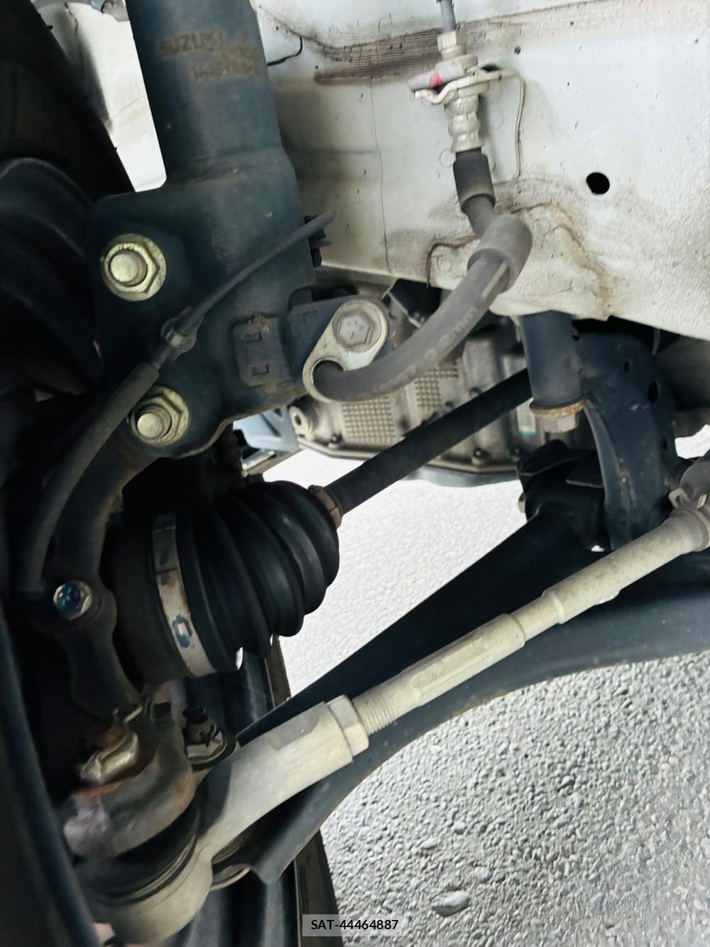 Suzuki ALTO 2019-06 8095796-35