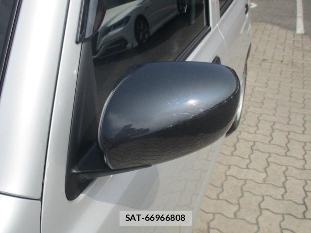 Suzuki ALTO 2025-09 8206190-13