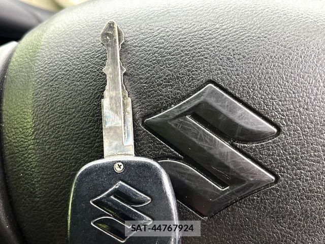 Suzuki ALTO 2019-06 8206195-6