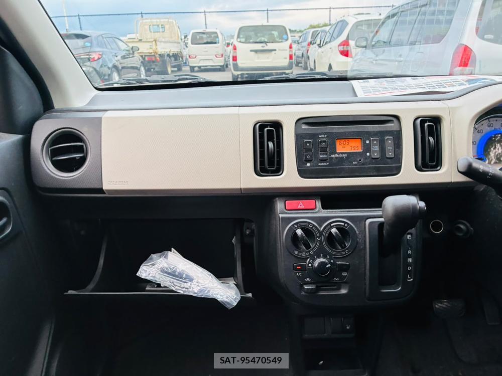Suzuki ALTO 2019-07 8069986-17