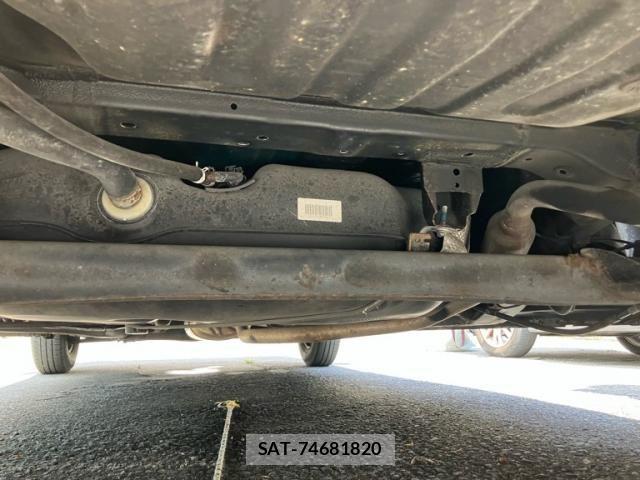 Suzuki ALTO 2016-01 8228809-12