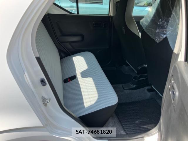 Suzuki ALTO 2016-01 8228809-14