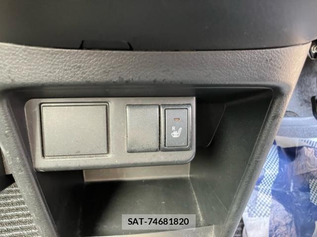 Suzuki ALTO 2016-01 8228809-21
