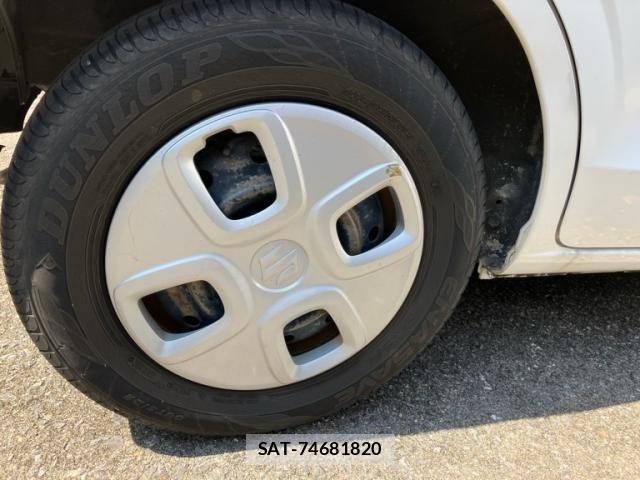 Suzuki ALTO 2016-01 8228809-5