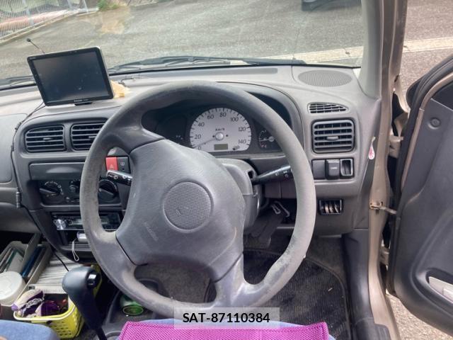 Suzuki ALTO 2002-02 8228810-17