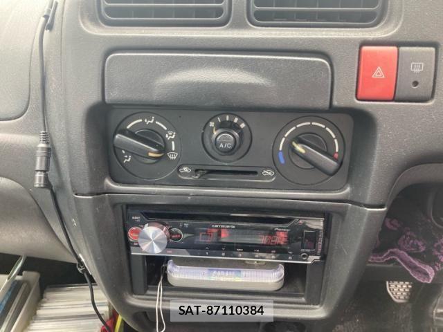 Suzuki ALTO 2002-02 8228810-18