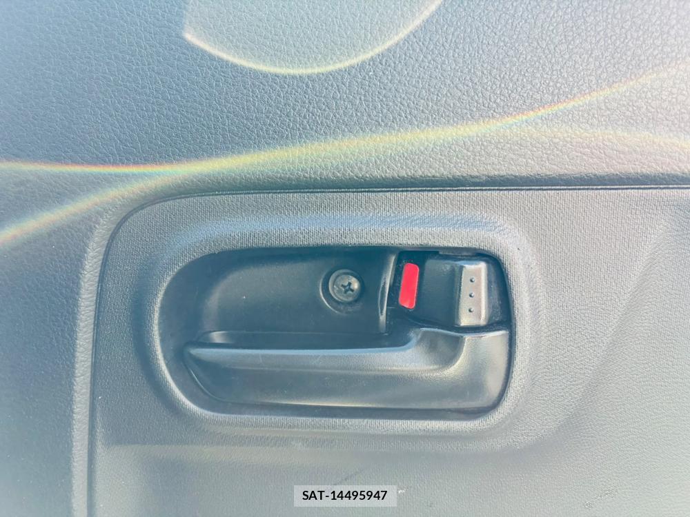 Suzuki ALTO 2019-03 8177704-20