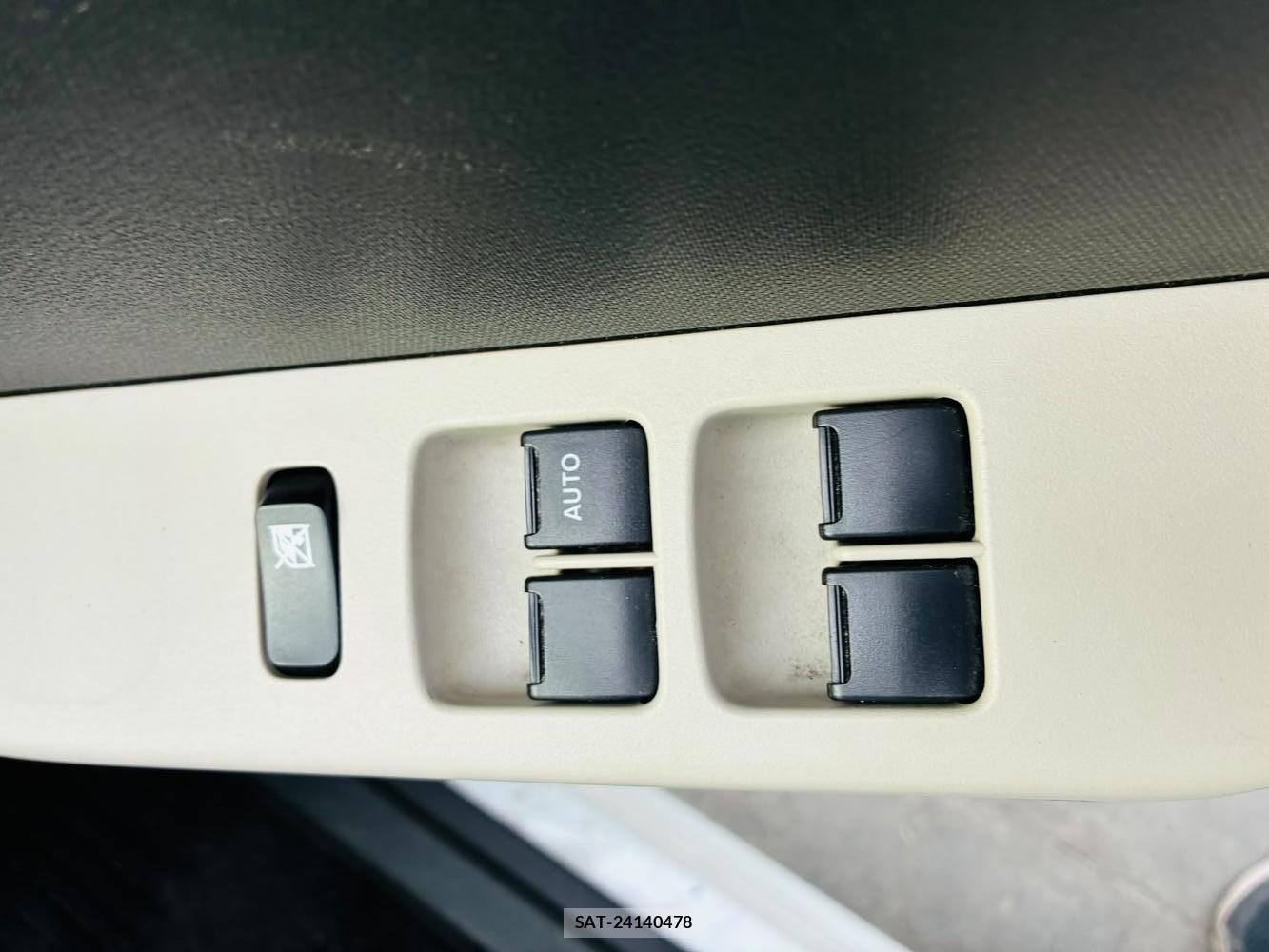 Suzuki ALTO 2019-03 8051278-21