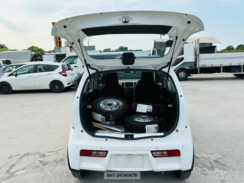 Suzuki ALTO 2019-03 8051278-26