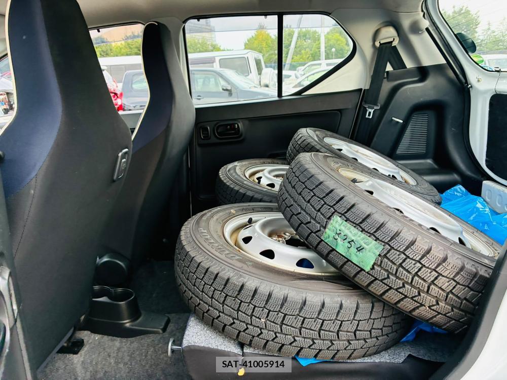 Suzuki ALTO 2019-03 8051279-9