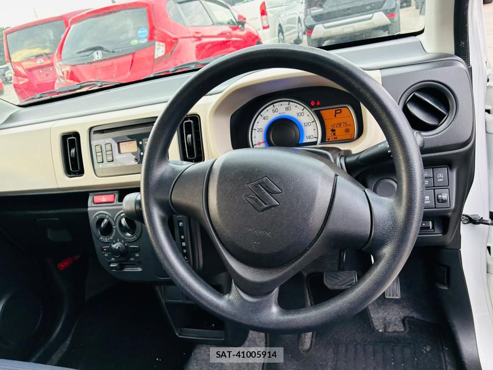 Suzuki ALTO 2019-03 8051279-14