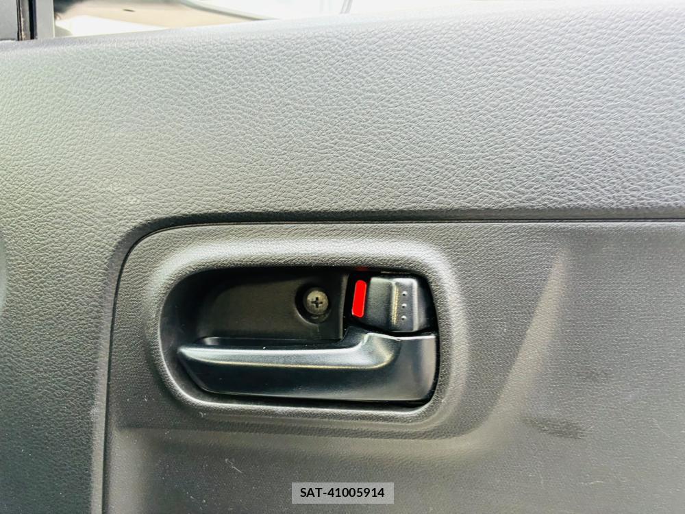 Suzuki ALTO 2019-03 8051279-20