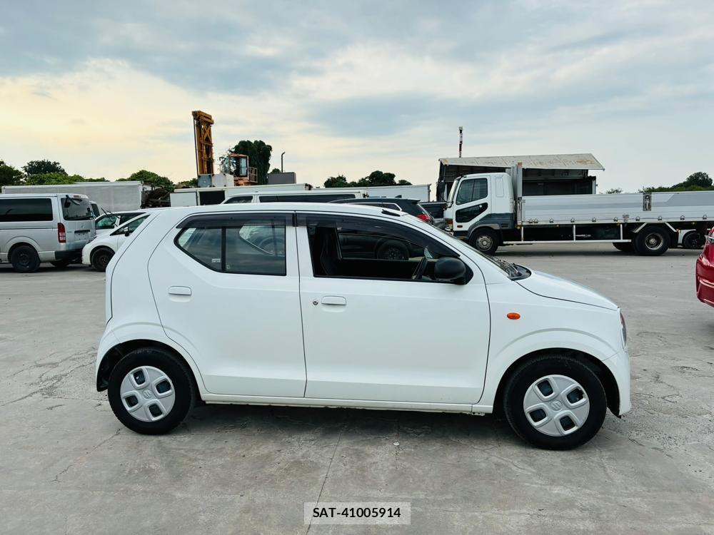 Suzuki ALTO 2019-03 8051279-5