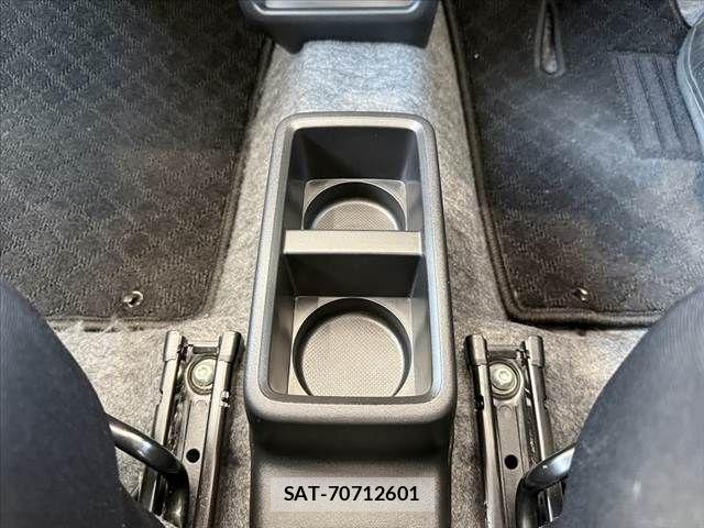 Suzuki ALTO 2021-07 8312878-26